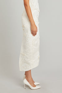 Mid-calf Wasp Skirt with Carnation Embroidery